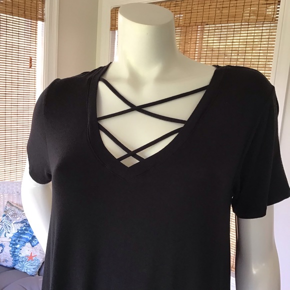 Z Supply Criss Cross knit Dress🌹 - Picture 2 of 9